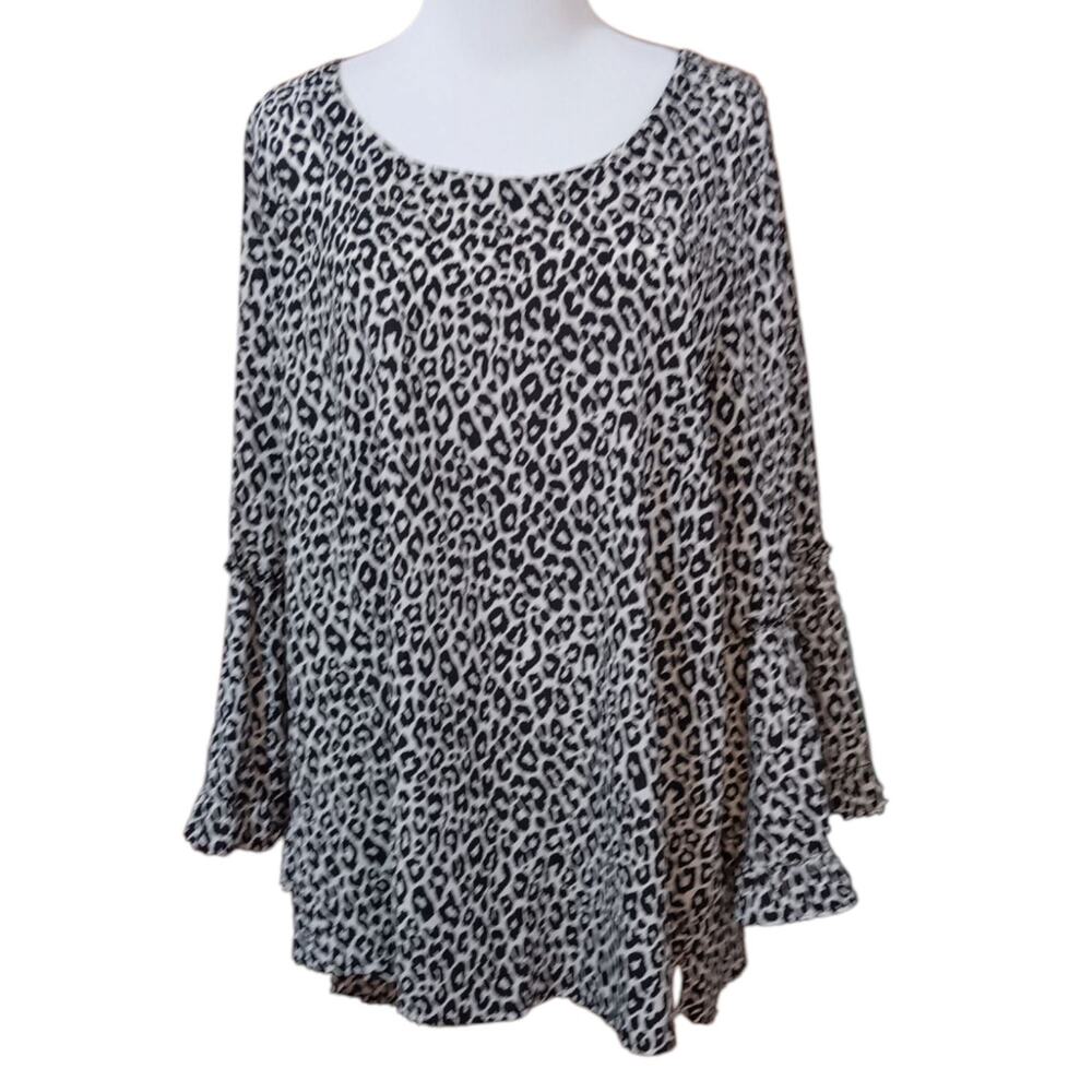 NEW JESSICA LONDON Blouse Tunic Top 18W Bell Sleeves Flowy Boho Animal Print